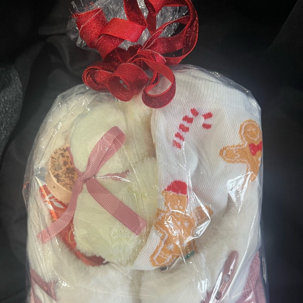 Pink and White Holiday Gift Set